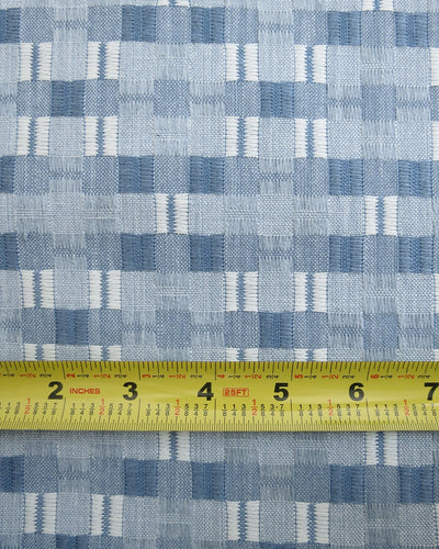 Sissen Raindrop Woven Checker Fabric Scale at Finish Theory